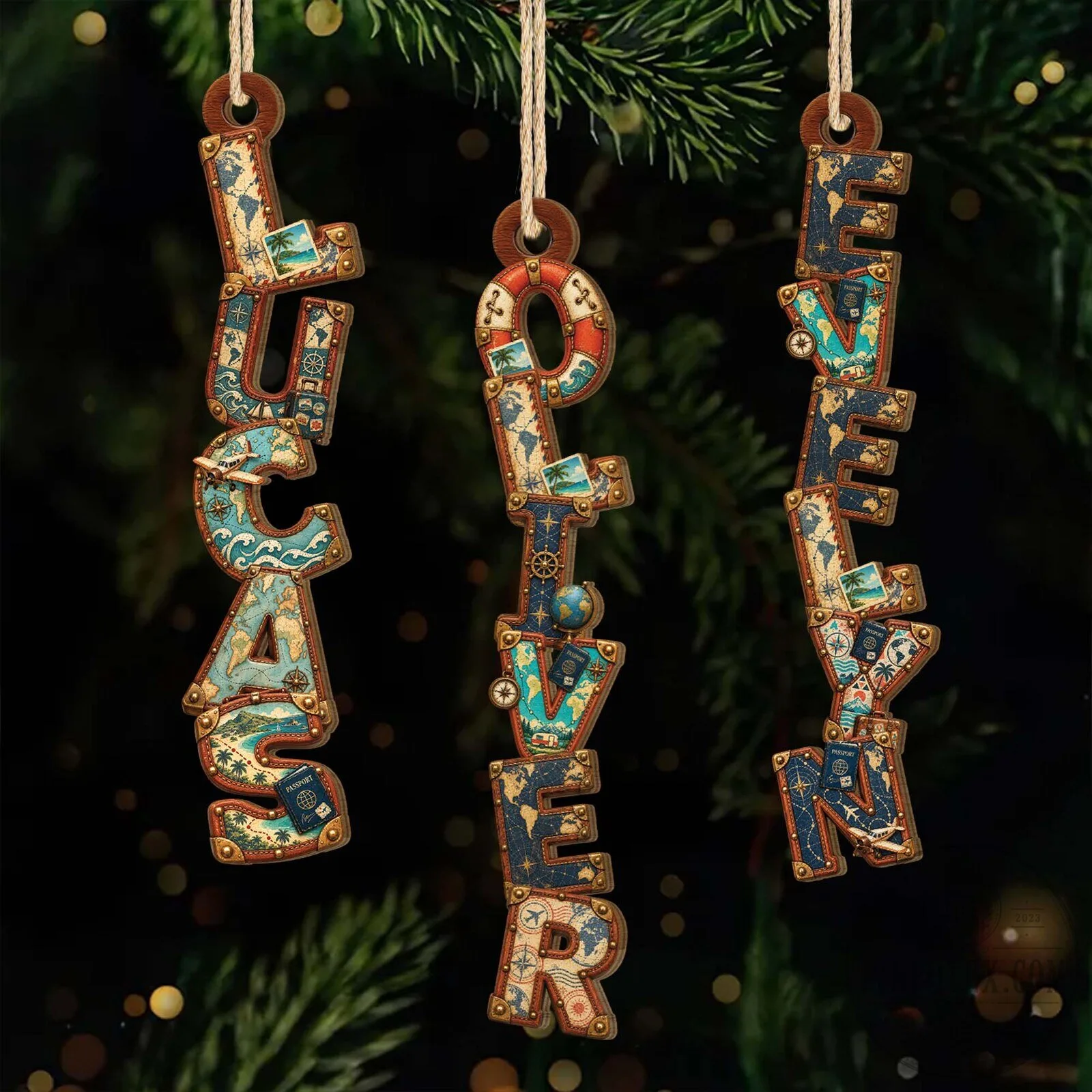Personalized Travel Lover Letter Christmas Tree Ornament Gift for Travelers